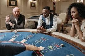 pk11 Live Card Games Baccarat Dealer Myanmar ကစားသမားများ